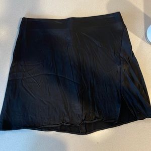 Wilfred size S silk skirt!
